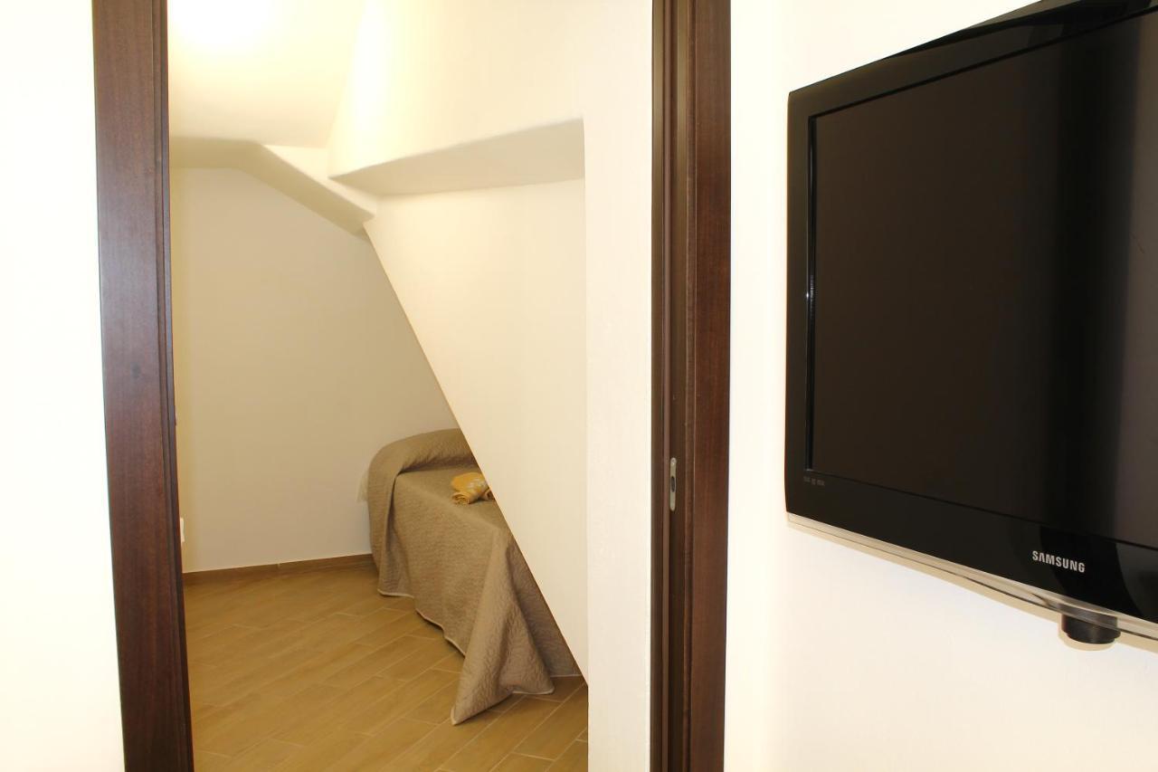 Ciuri Di Sicilia Apartment คาปาชิ ภายนอก รูปภาพ