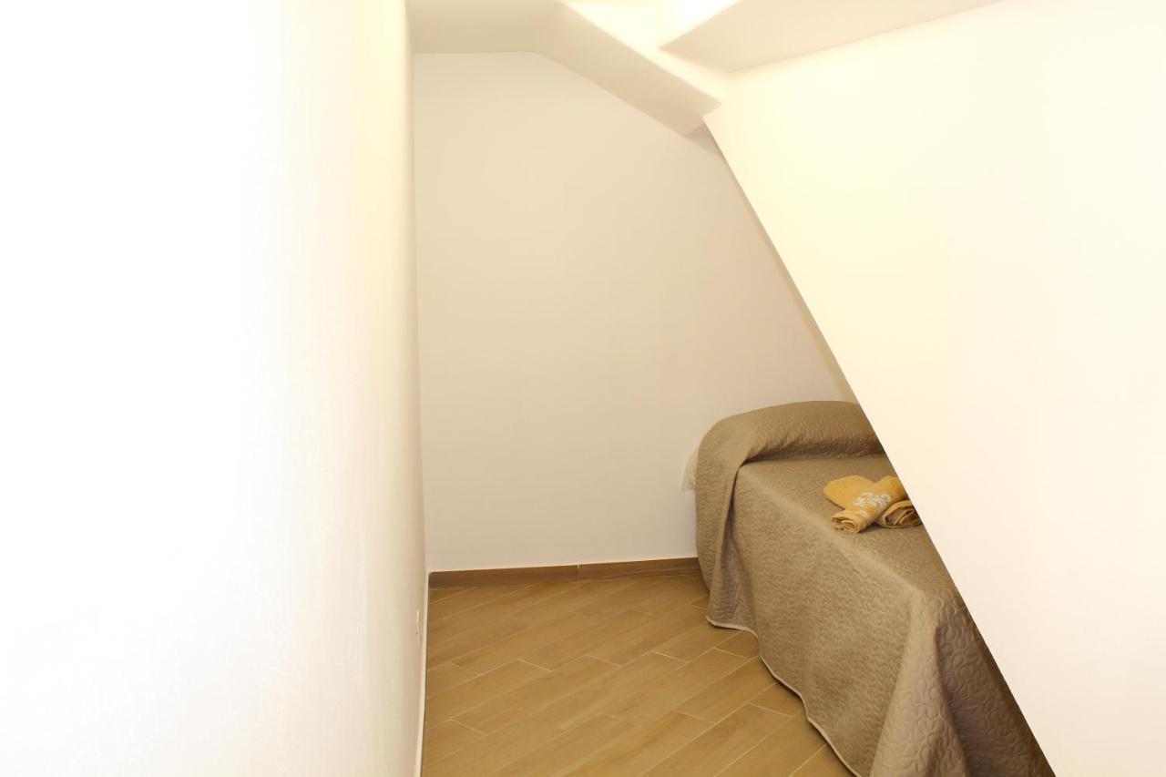 Ciuri Di Sicilia Apartment คาปาชิ ภายนอก รูปภาพ